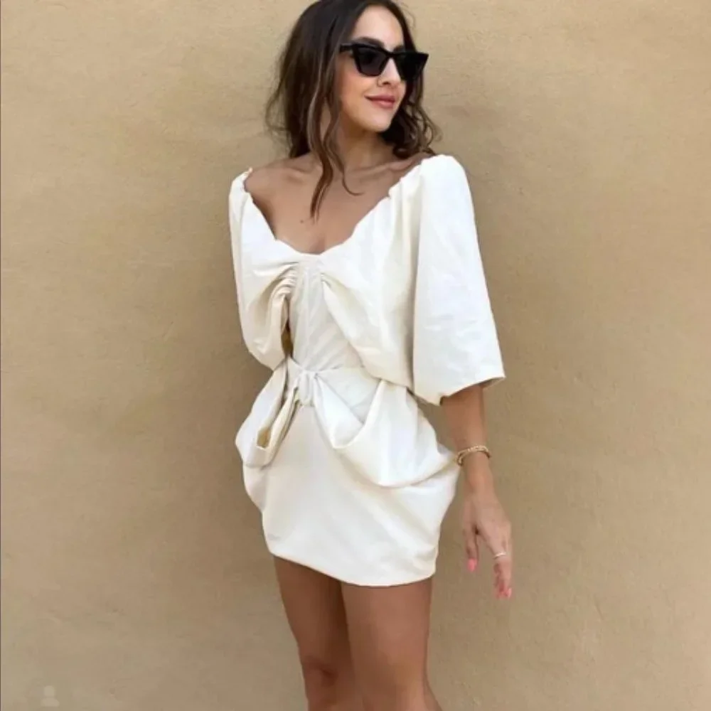 BLOGGER'S FAVE! Zara Voluminous Mini Skirt White Sz XS NWT - Picture 5 of 17